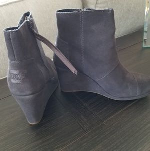 Toms Desert high grey